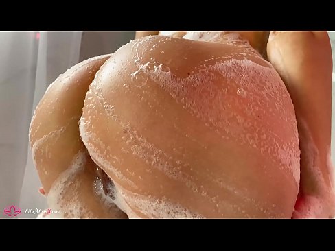 ❤️ Brunette si masturba a figa cù un vibratore per un orgasmu intensu in a doccia ❤️❌ Porno à co.pornovore.ru ﹏