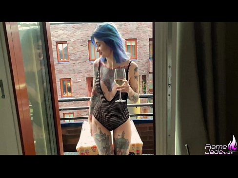 ❤️ Ragazza tremenda chì succhia cù una bocca è cazzo appassionatamente sottu à u celu apertu ❤️❌ Porno à co.pornovore.ru ﹏